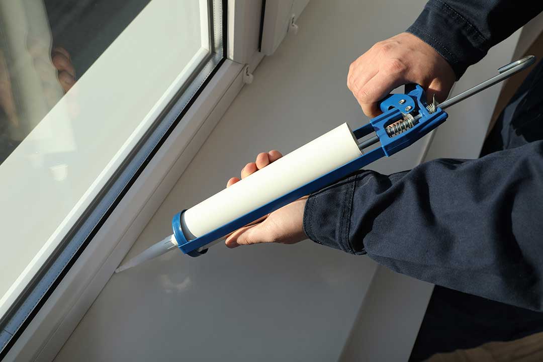 Window Contractor photo from Adobe Stock
