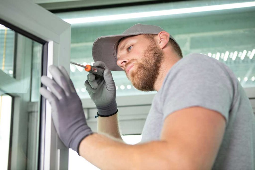 Window Contractor photo from Adobe Stock